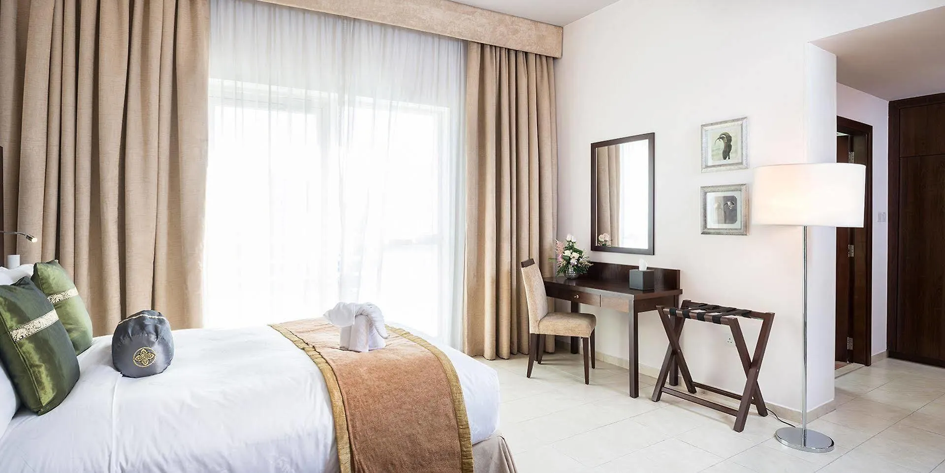 Dusit Residence Dubai Marina Aparthotel