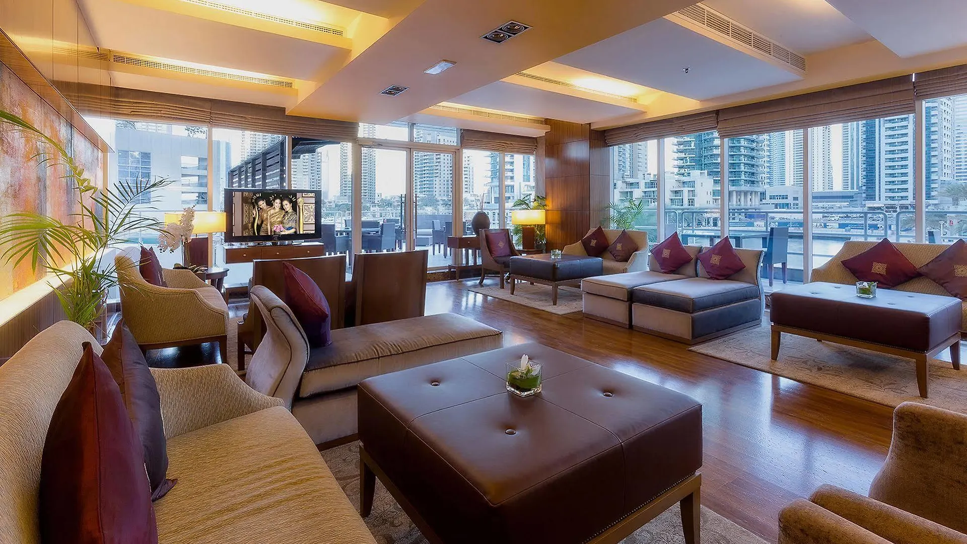 Dusit Residence Dubai Marina Aparthotel